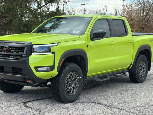 New 2026 Nissan Frontier PRO-4X w/ Pro-4x Convenience Package image 2