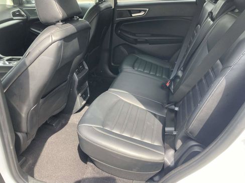 Used 2024 Ford Edge SEL image 15