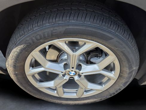 Used 2023 BMW X3 xDrive30i w/ Convenience Package AWD/4WD image 9
