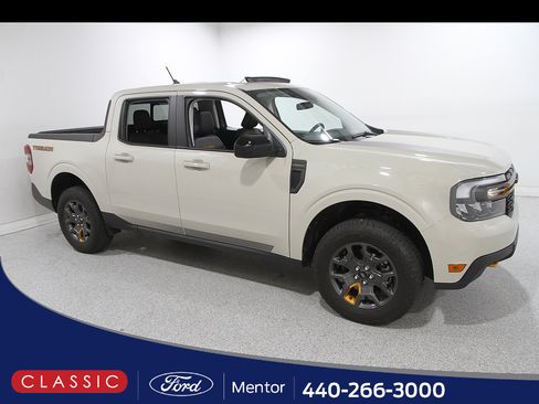 Used 2024 Ford Maverick Tremor w/ Tremor Off-Road Package AWD/4WD image 1