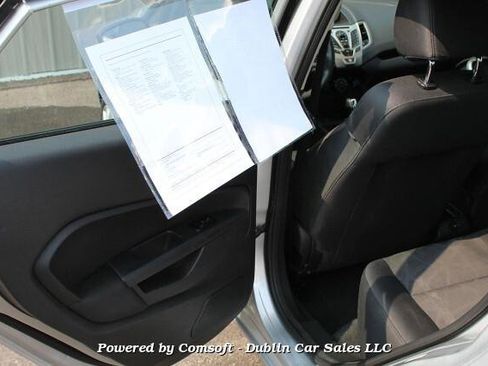 Used 2013 Ford Fiesta SE image 11