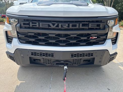 Used 2023 Chevrolet Silverado 1500 Custom Trail Boss AWD/4WD image 28
