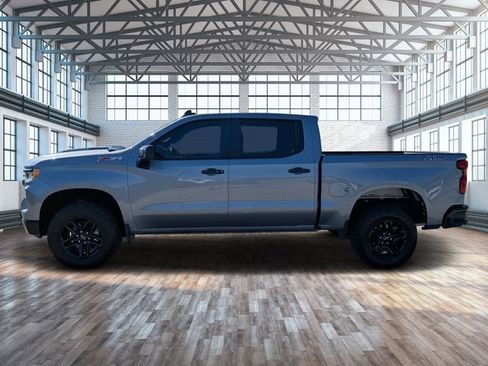 Used 2024 Chevrolet Silverado 1500 LT Trail Boss w/ Convenience Package II AWD/4WD image 7
