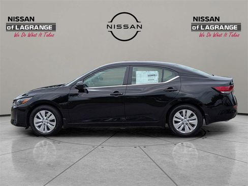 New 2025 Nissan Sentra S image 8