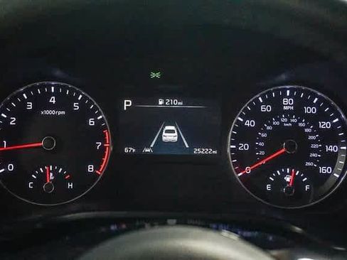 Used 2024 Kia Forte GT-Line image 18