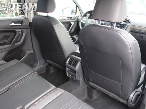 Used 2024 Volkswagen Tiguan Wolfsburg Edition image 23