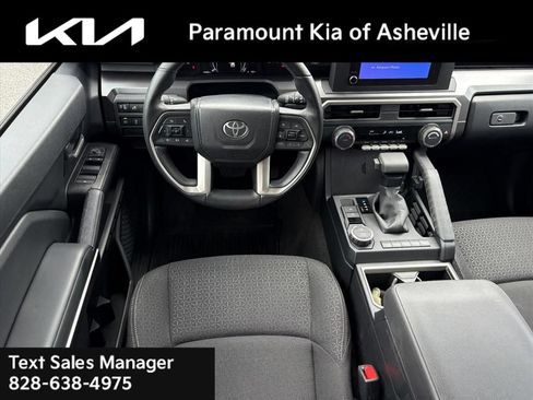 Used 2025 Toyota 4Runner SR5 RWD image 21
