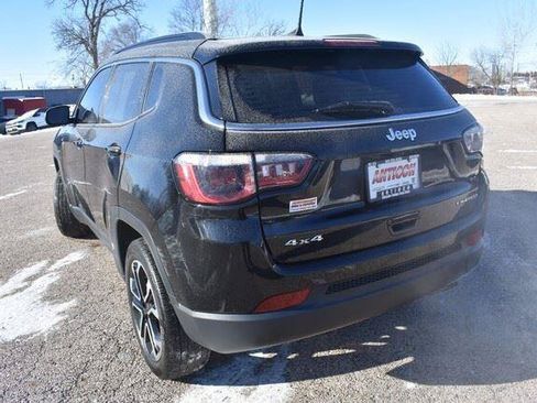 Used 2022 Jeep Compass Limited AWD/4WD image 5