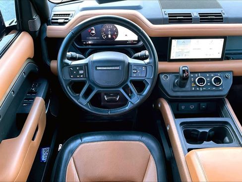 Used 2021 Land Rover Defender 110 X image 5