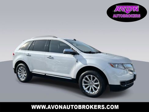 Used 2014 Lincoln MKX FWD w/ Equipment Group 101A image 1