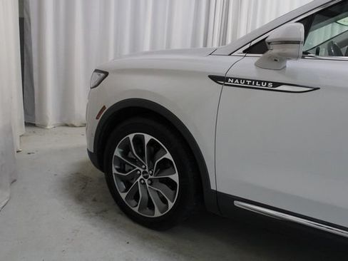 Used 2023 Lincoln Nautilus Reserve w/ Equipment Group 201A AWD/4WD image 31