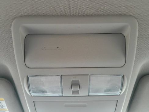 Used 2022 Nissan Frontier SV RWD image 48