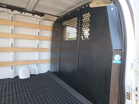 Used 2024 GMC Savana 2500 w/ Driver Convenience Package image 15