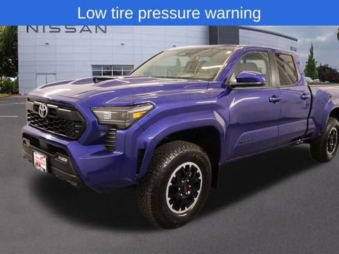 Used 2024 Toyota Tacoma TRD Sport image 5