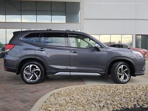 Used 2022 Subaru Forester Touring image 26