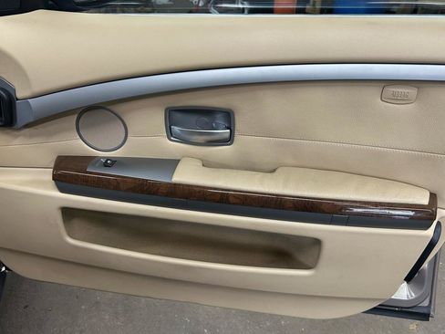 Used 2006 BMW 750Li RWD image 18