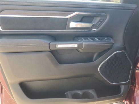 Used 2025 RAM 1500 Laramie image 10
