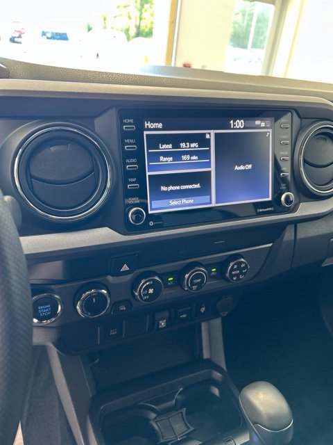 Certified 2020 Toyota Tacoma TRD Off-Road AWD/4WD image 10