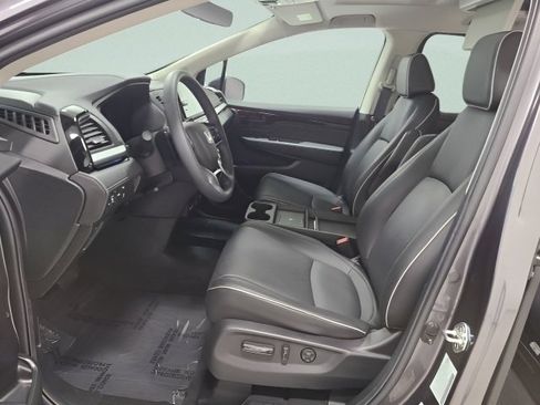 Used 2025 Honda Odyssey Touring image 20