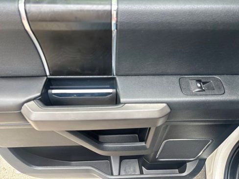 Used 2020 Ford F150 Platinum w/ Equipment Group 701A Luxury image 23