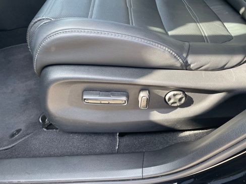 Used 2022 Honda CR-V EX-L image 10