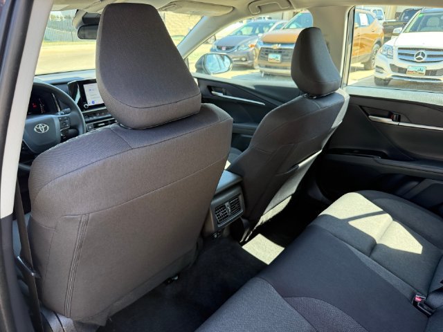 Used 2026 Toyota Camry LE FWD image 24