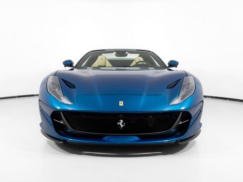 Used 2021 Ferrari 812 GTS RWD image 13