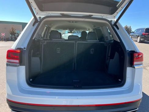 Used 2024 Volkswagen Atlas SE image 33