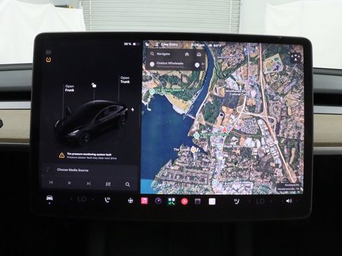 Used 2022 Tesla Model 3 Long Range AWD/4WD image 15