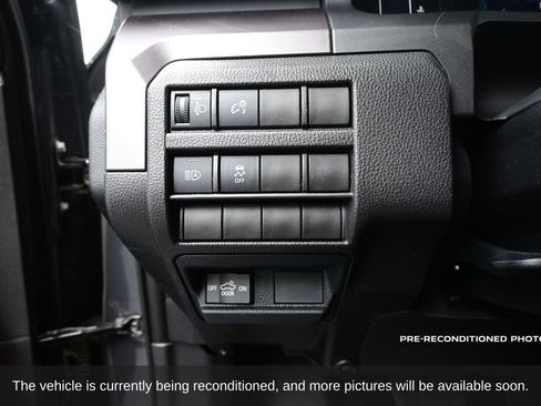 Used 2025 Toyota Tacoma SR5 AWD/4WD image 19