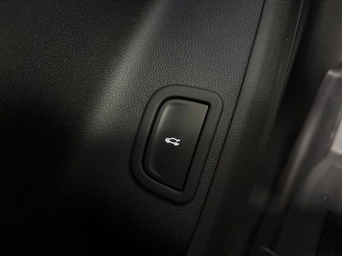 New 2026 Chevrolet Traverse LT FWD image 31