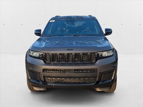 New 2025 Jeep Grand Cherokee L Altitude RWD image 6
