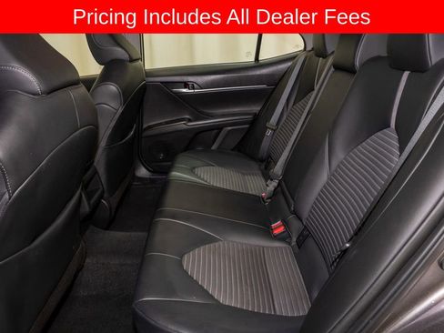 Used 2024 Toyota Camry SE w/ Cold Weather Package FWD image 7