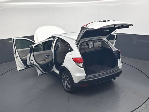 Used 2021 Honda HR-V EX-L image 41