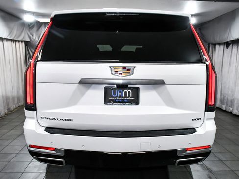 Used 2025 Cadillac Escalade Premium Luxury w/ LPO, Floor Liner Package AWD/4WD image 5