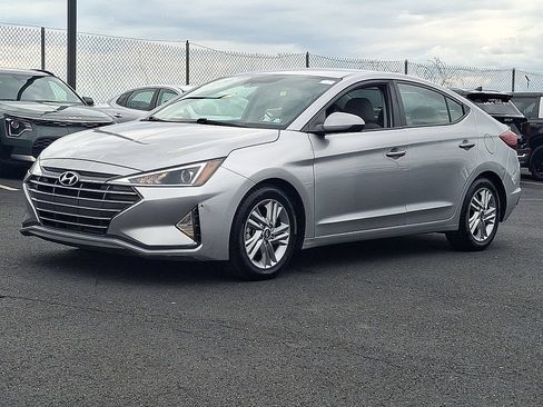 Used 2020 Hyundai Elantra SEL FWD image 3