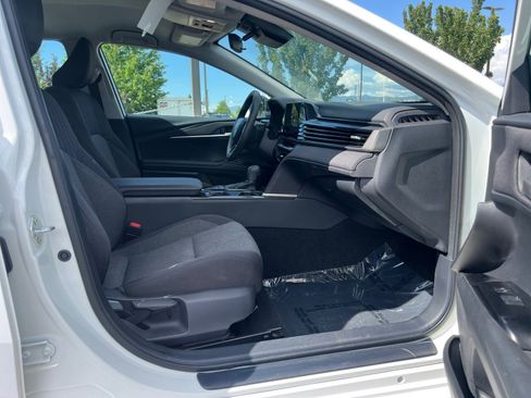 Used 2025 Toyota Camry LE FWD image 29