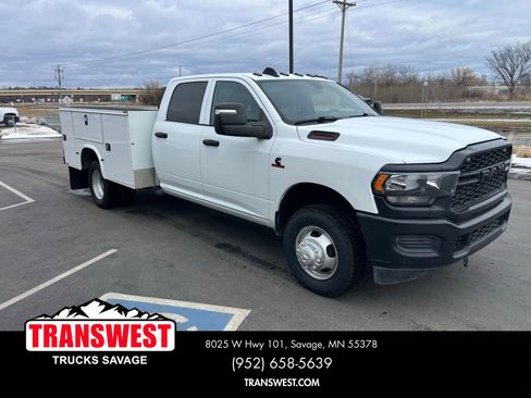 Used 2024 RAM 3500 Tradesman w/ Max Tow Package image 2