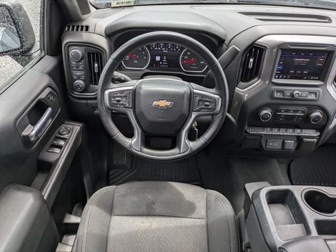 Used 2021 Chevrolet Silverado 1500 Custom AWD/4WD image 16