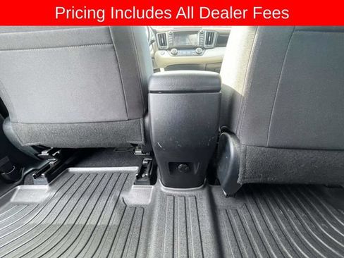 Used 2017 Toyota RAV4 XLE w/ Convenience Package AWD/4WD image 18