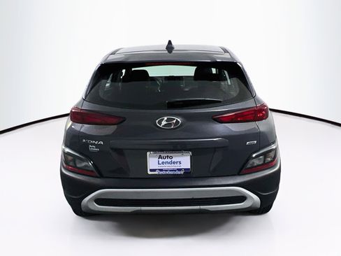 Used 2023 Hyundai Kona SE image 6
