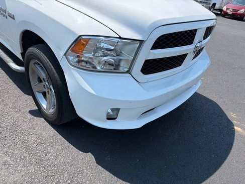 Used 2017 RAM 1500 Express w/ Express Value Package AWD/4WD image 11