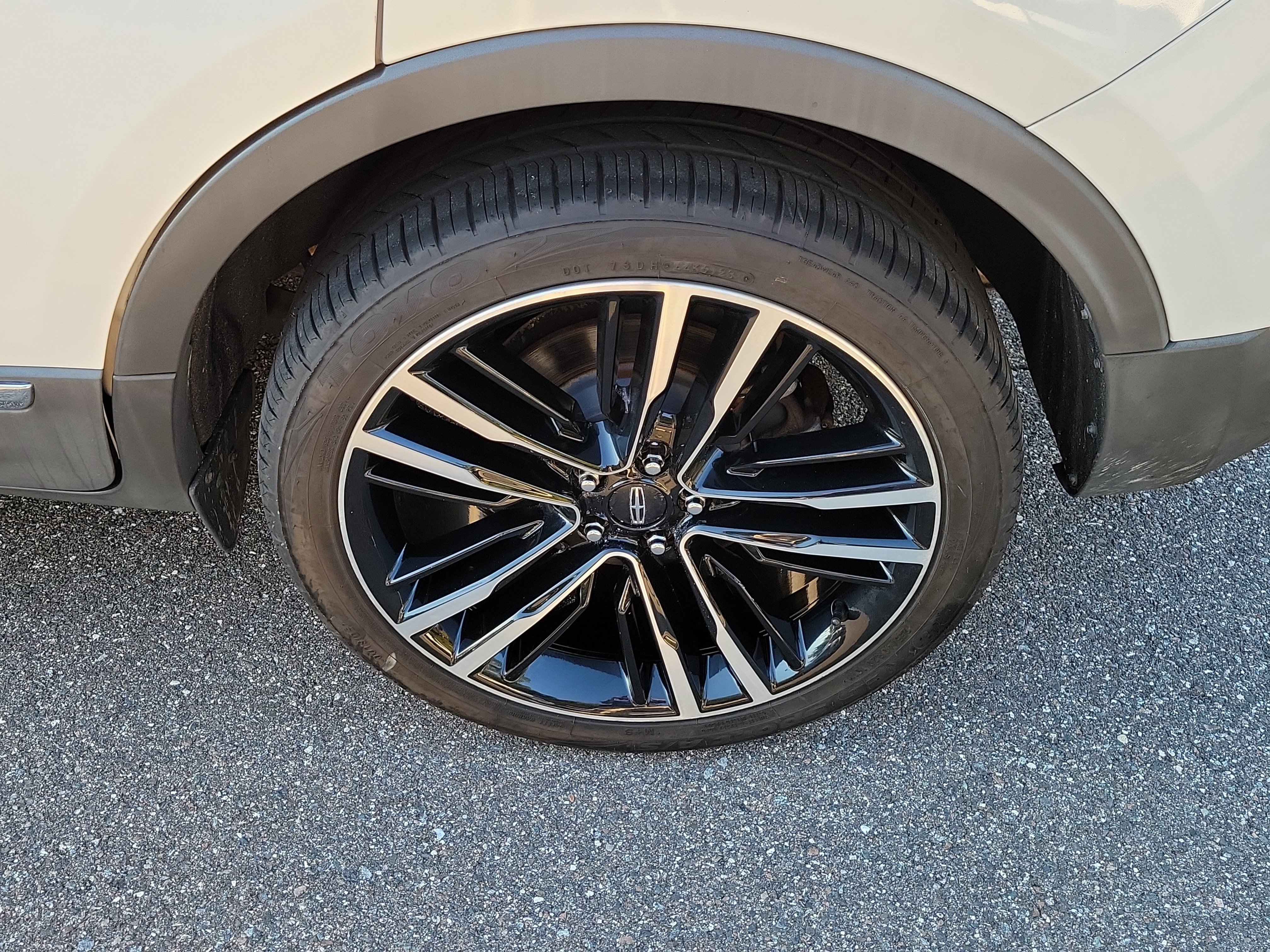 Used 2018 Lincoln MKC Reserve AWD/4WD image 37