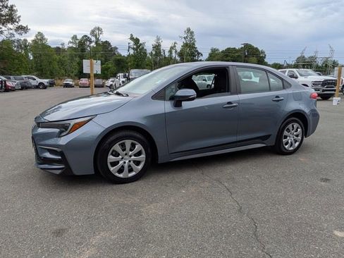 Used 2024 Toyota Corolla SE FWD image 8