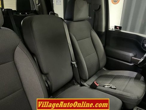 Used 2021 Chevrolet Silverado 1500 LT w/ Safety Package II AWD/4WD image 36