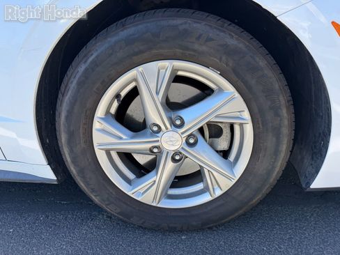 Used 2023 Hyundai Sonata SE image 7