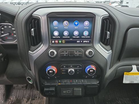 Used 2020 GMC Sierra 1500 SLE w/ SLE Value Package image 15