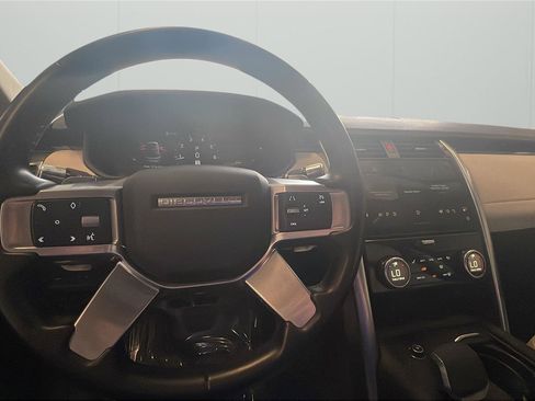 Used 2022 Land Rover Discovery S AWD/4WD image 20