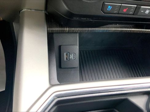 Used 2021 Ford F250 Lariat w/ Lariat Value Package image 33