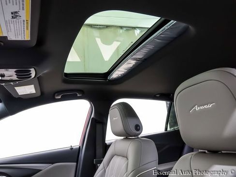 New 2026 Buick Envista Avenir image 10